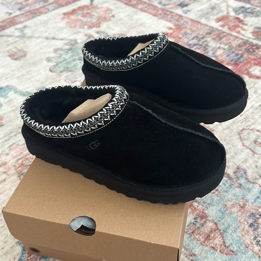 UGG Tasman Slippers